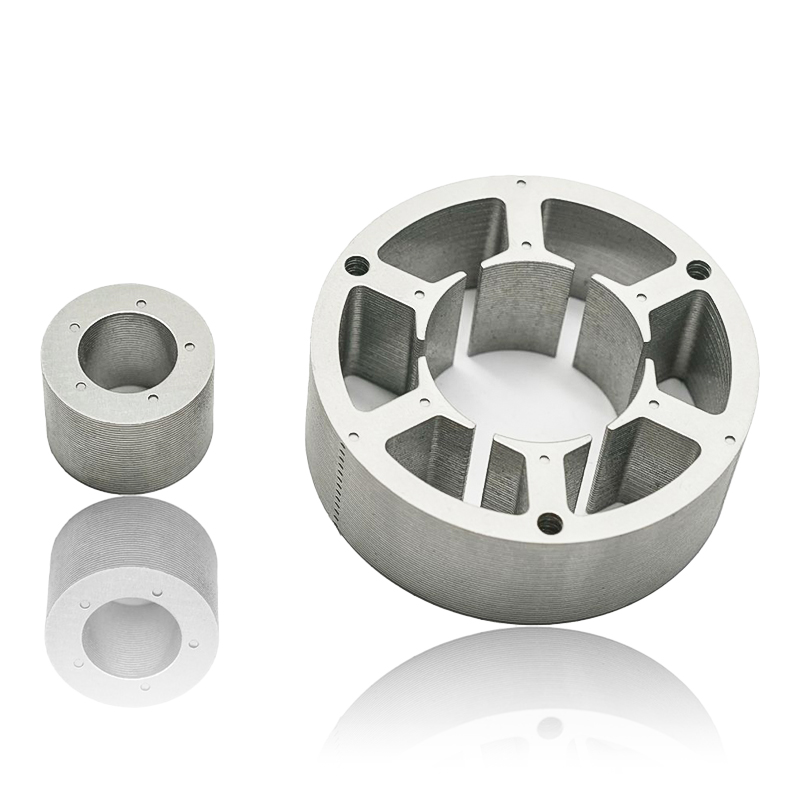 Su Pompası Motor Statoru ve Rotor Çekirdeği, yoğun çalışma sırasında optimum sıcaklık dengesini korumak için sıvı veya hava soğutmalı muhafazalar gibi soğutma sistemleriyle nasıl etkileşime girer?